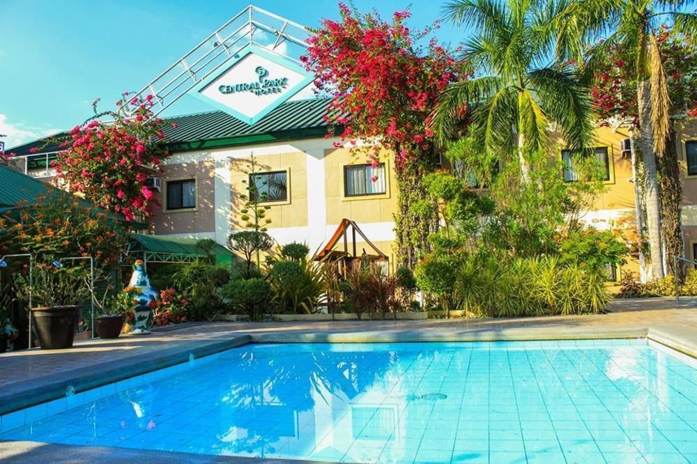 Luisita Central Park Hotel Tarlac City Exterior photo